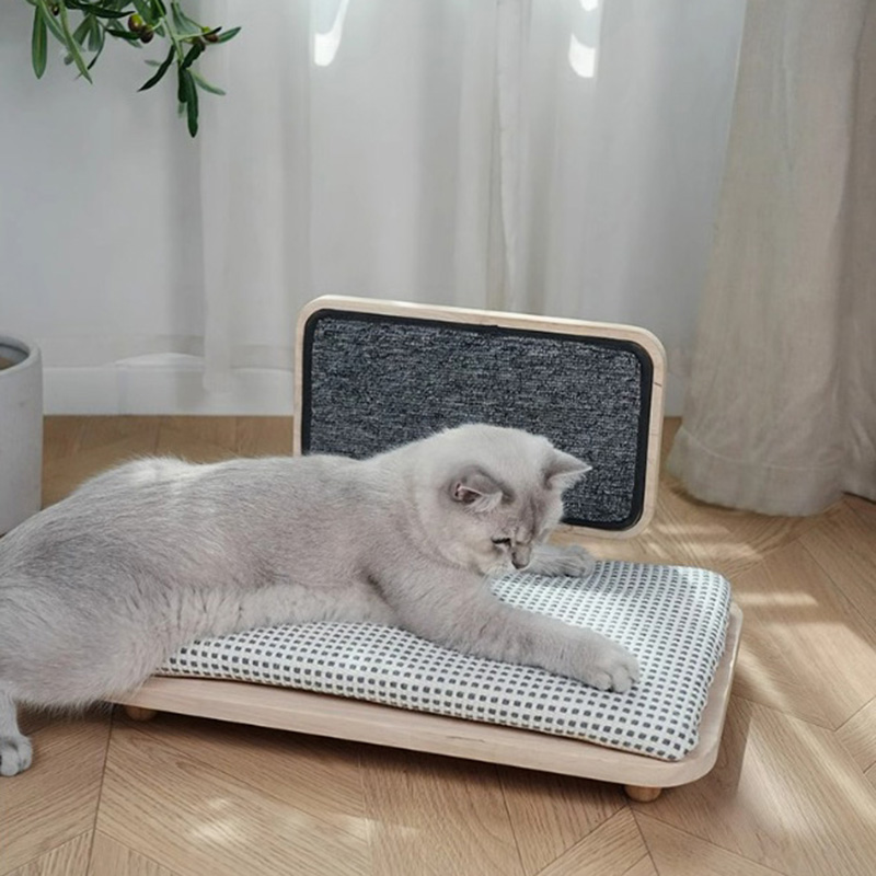 Vast hout gezellig kattenbed nest met krabbord Vast hout gezellig kattenbed nest met krabbord
